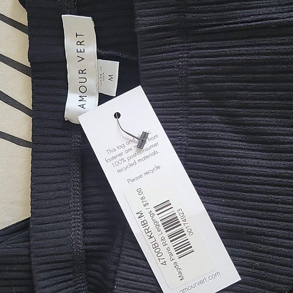 NWT Amour Vert Magda Ribbed Legging - Picture 3 of 9